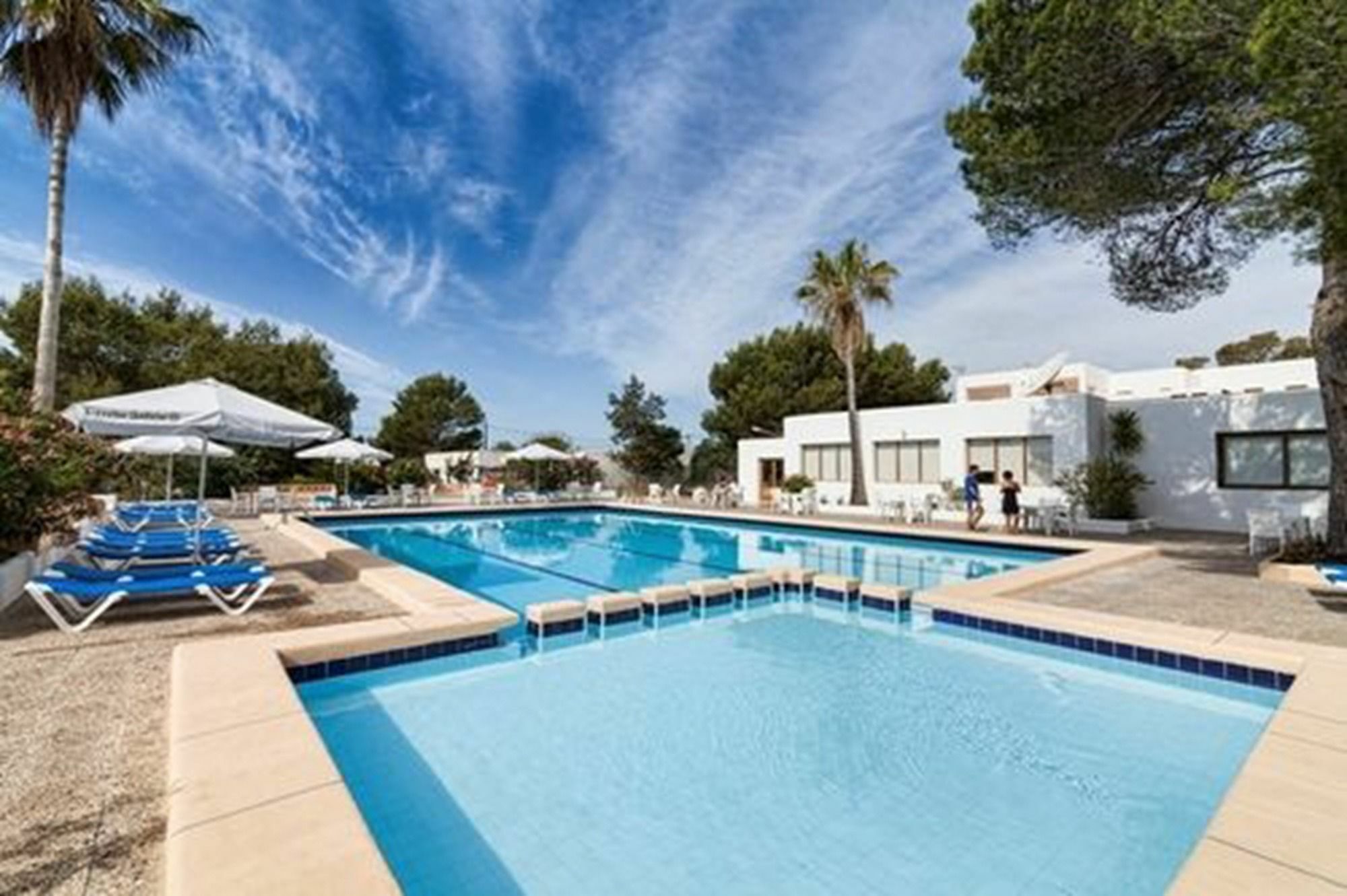 Bungalows Es Pins - Emar Hotels Playa Migjorn Exterior foto